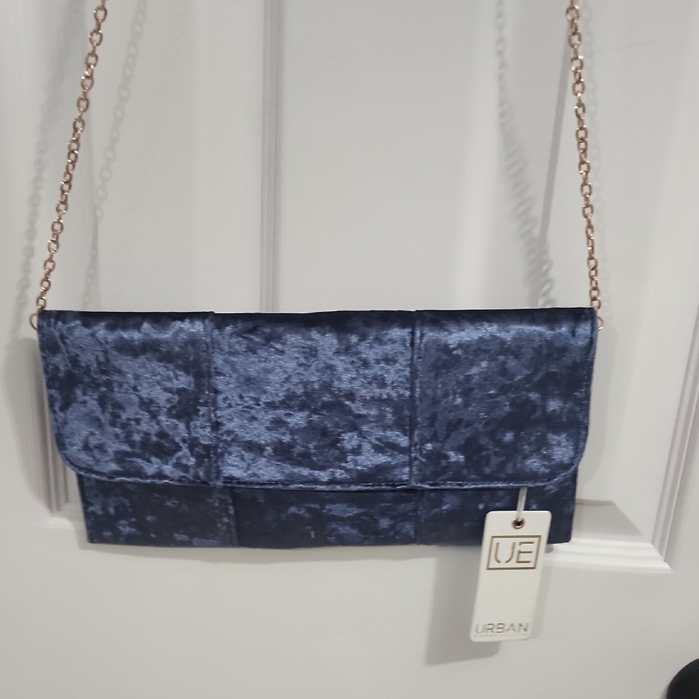 NWT Urban Expressions Vegan Blue Velvet Gold Chain Crossbody Clutch Purse​​